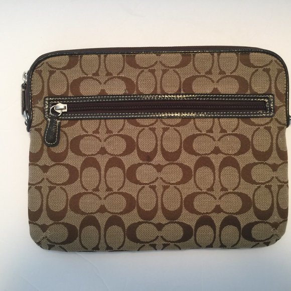 COACH IPAD CASE - Picture 2 of 4